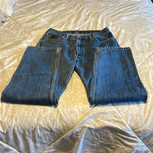 Levi Strauss & Co jeans 36 X 32 (550) - Picture 1 of 2